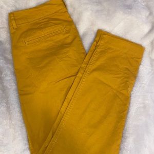 Old Navy Women’s Pixie Ankle Pants